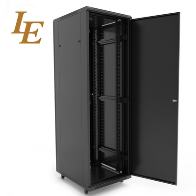 Armoire de rangement de serveurs lourds avec une excellente gestion des câbles 18U-47U Hauteur 800 kg Capacité de charge maximale